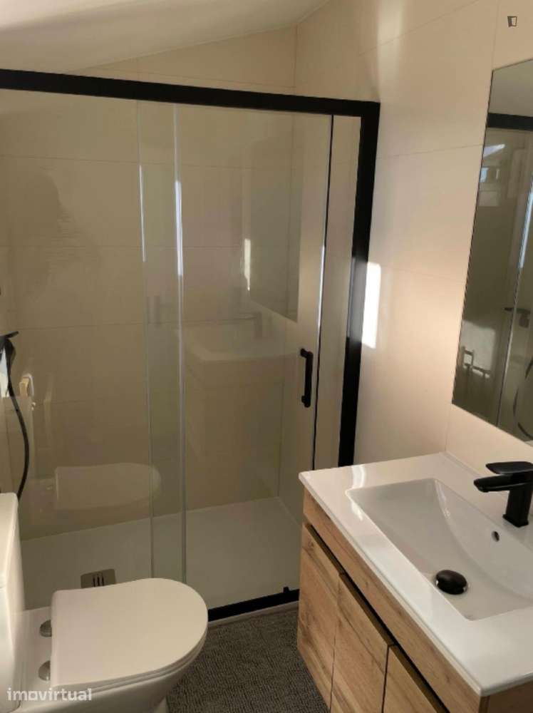 Apartamento com 1 quartos - localizado em Alta Universitária Coimbra - Grande imagem: 3/12