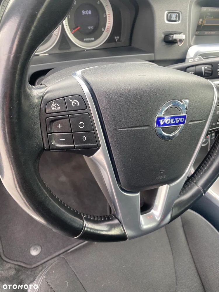 Volvo V60 - 11