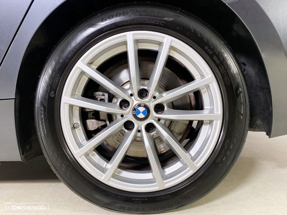 BMW 320 e Auto - 23