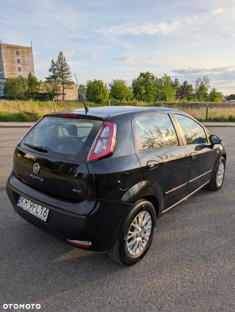 Fiat Punto Evo 1.4 8V Estiva Blue&Me - 5