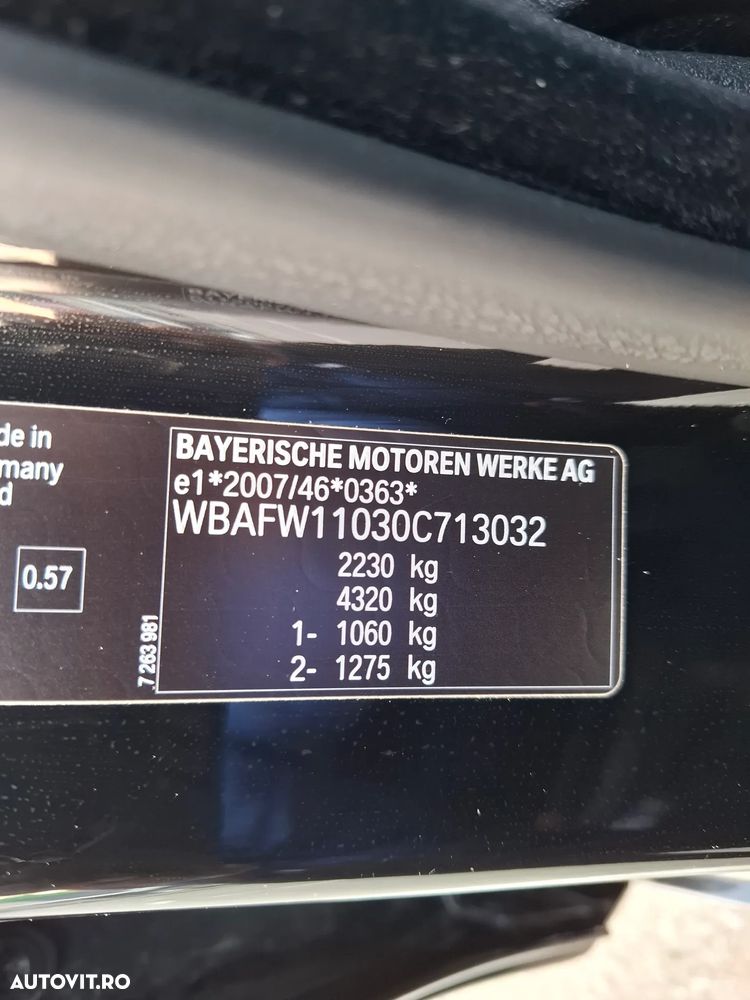 BMW Seria 5 520d Efficient Dynamics Edition - 9
