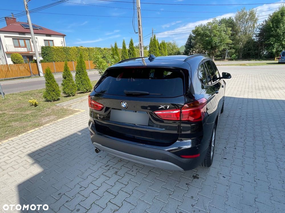 BMW X1 sDrive18d - 3