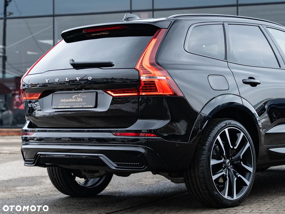 Volvo XC 60 B4 D AWD Plus Dark - 13