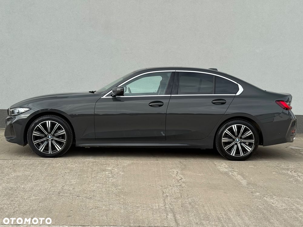 BMW 3 Series 2023 photo 2