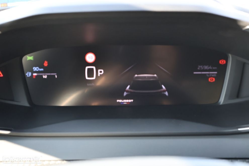 Peugeot 2008 1.2 Hybrid Allure e-DCS6 - 8