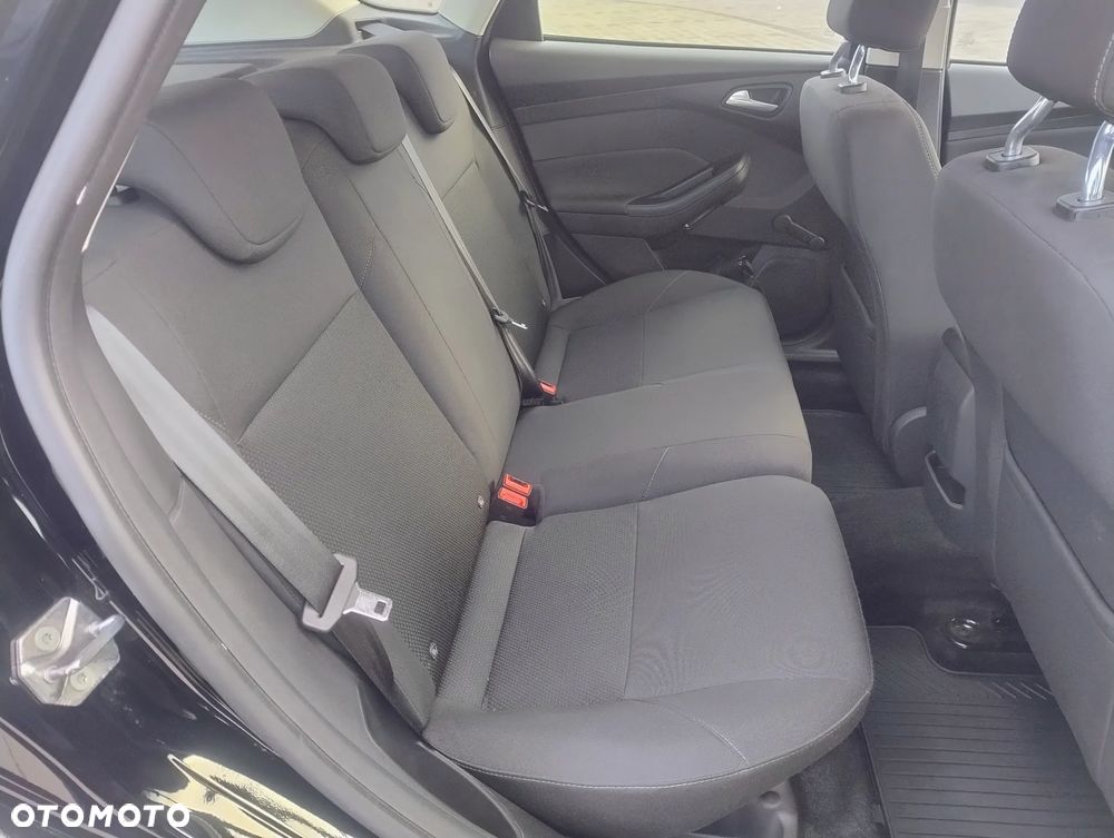 Ford Focus 1.6 Gold X - 18