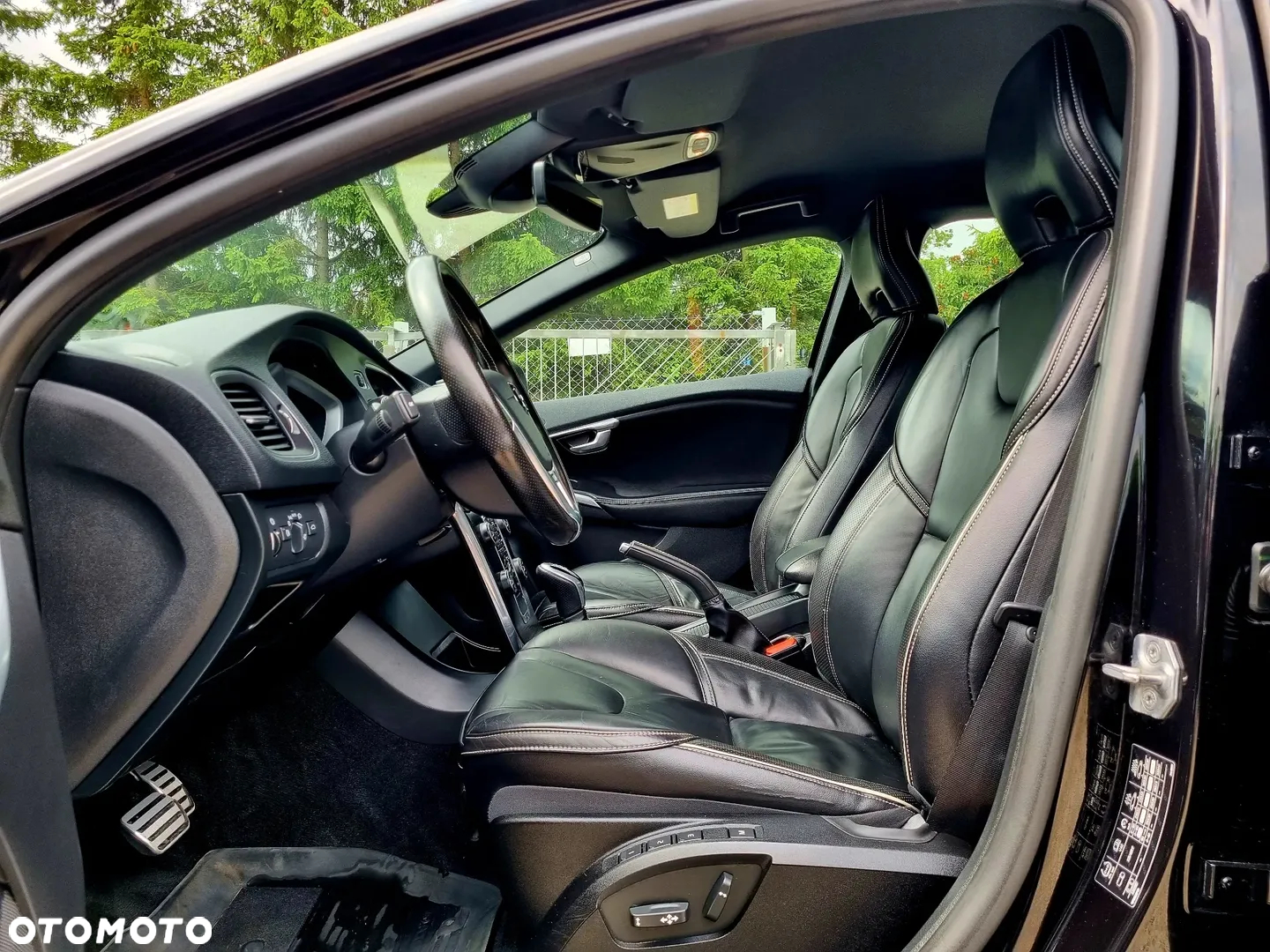 Volvo V40 T2 Geartronic RDesign - 9