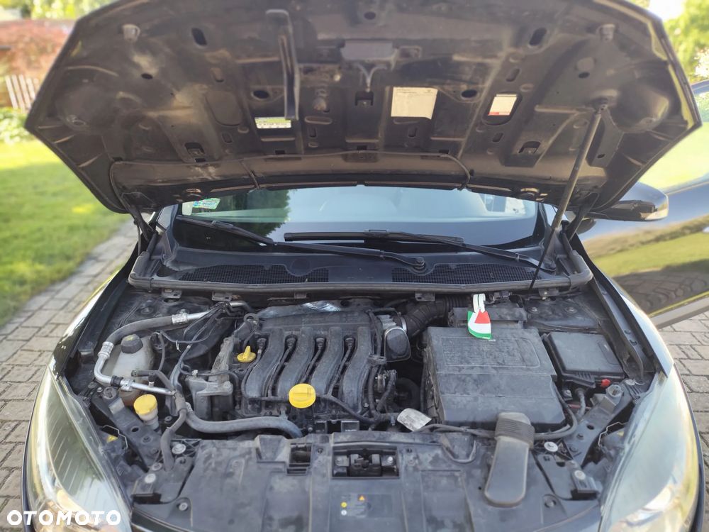Renault Megane 1.6 16V Dynamique - 10