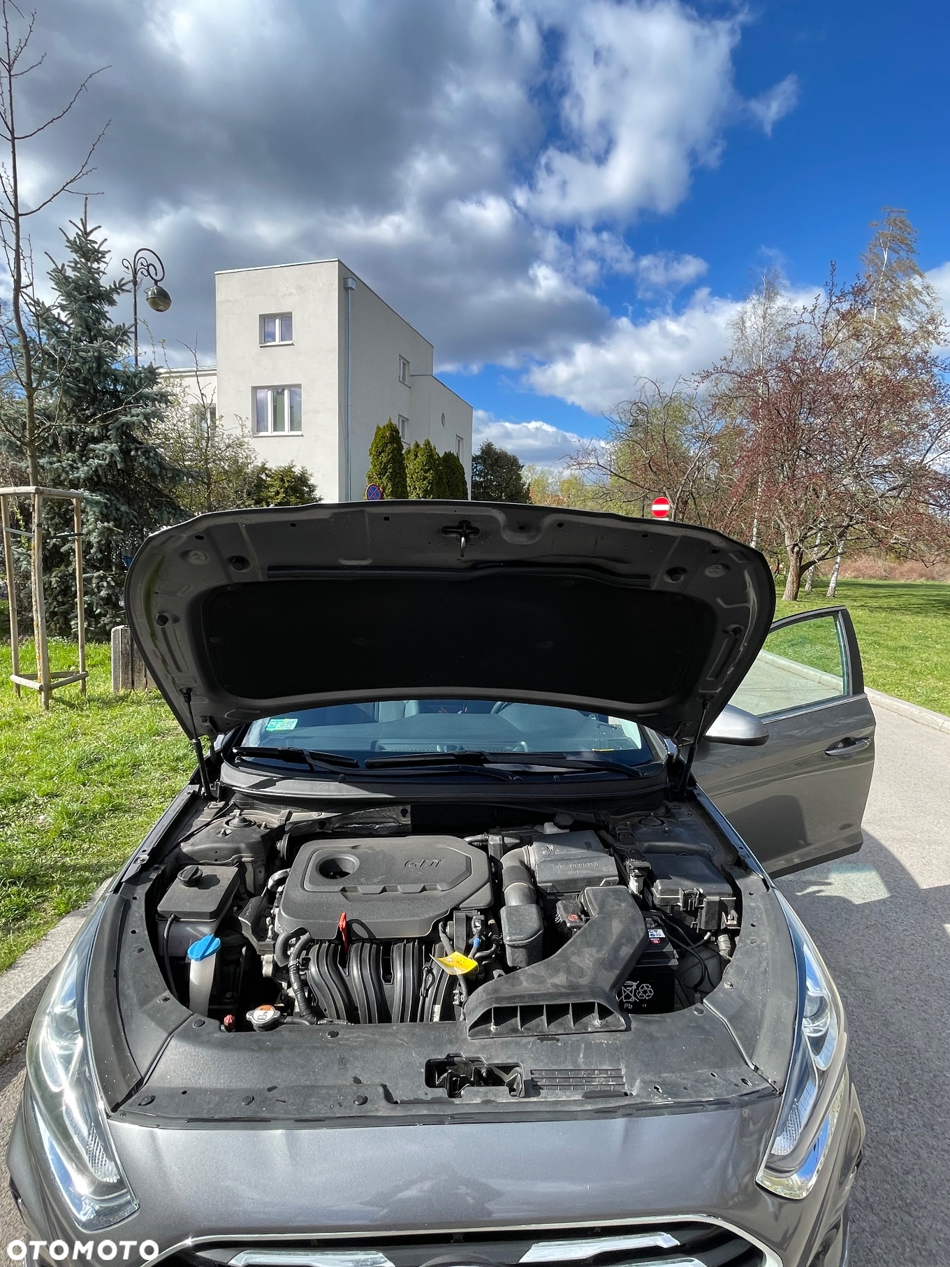 Hyundai Sonata - 10
