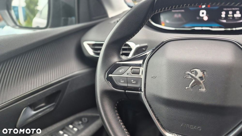 Peugeot 3008 1.2 PureTech Active Pack S&S EAT8 - 24
