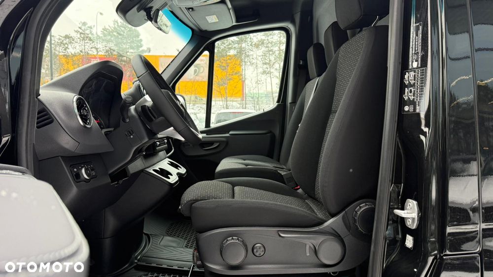Mercedes-Benz Sprinter 319 CDI Furgon SELECT - 9