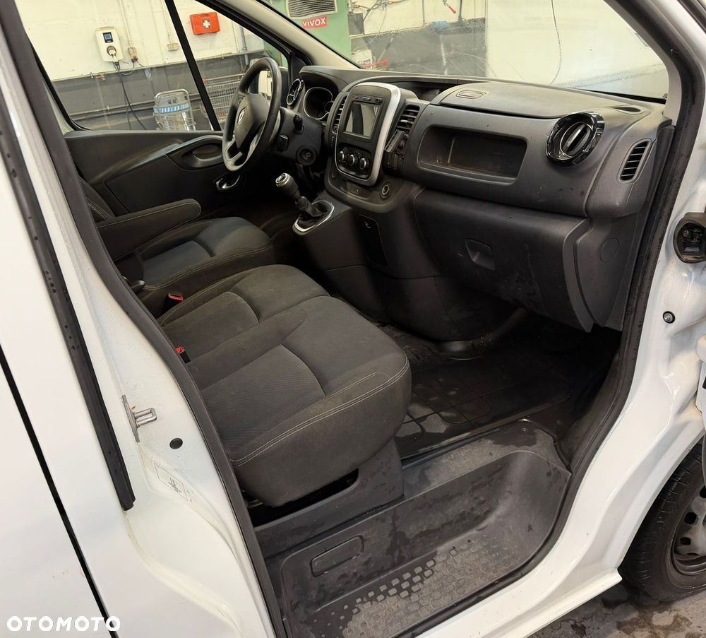 Renault TRAFIC - 10