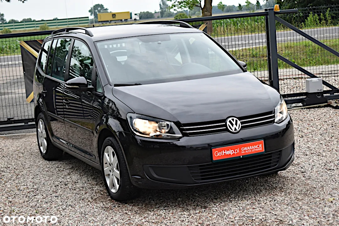 Volkswagen Touran - 11