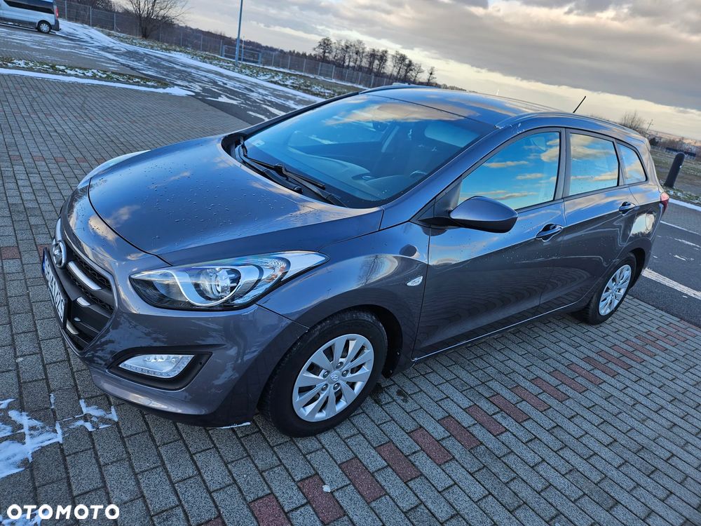 Hyundai i30 1.6 CRDi Classic + - 3