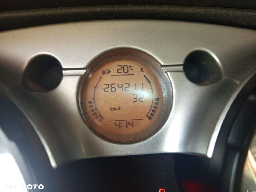 Nissan Qashqai - 16