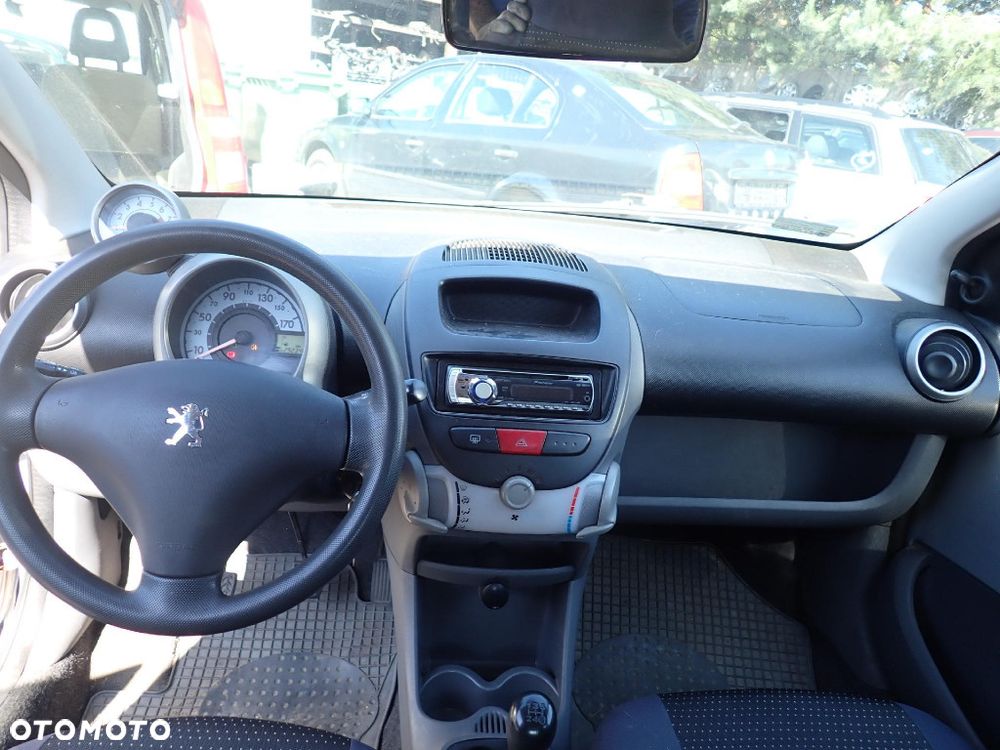 CZĘSCI - Peugeot 107 1,0 68KM CFA FILM HB 5D 5B lakier KTB 2007r. INDEX - 10244 - 9