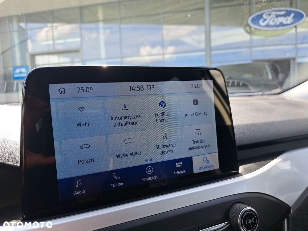 Ford Focus 1.0 EcoBoost Titanium Business - 33