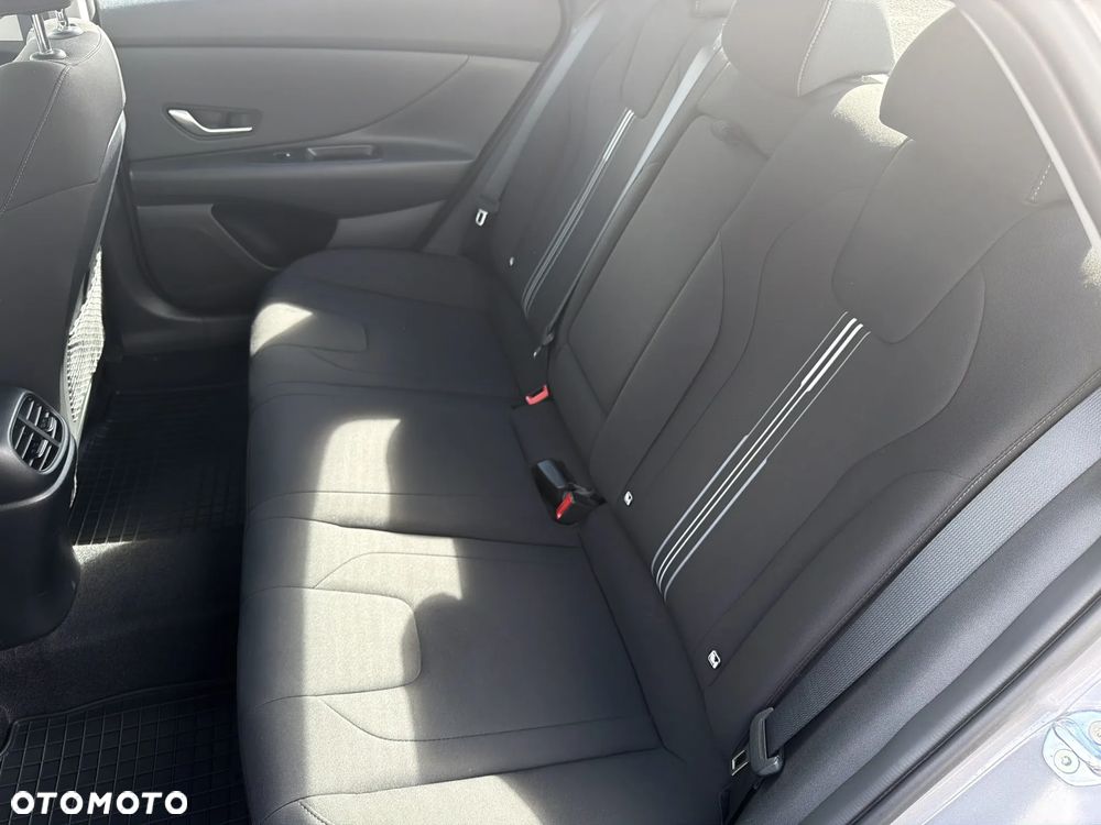 Hyundai Elantra 1.6 Smart - 20
