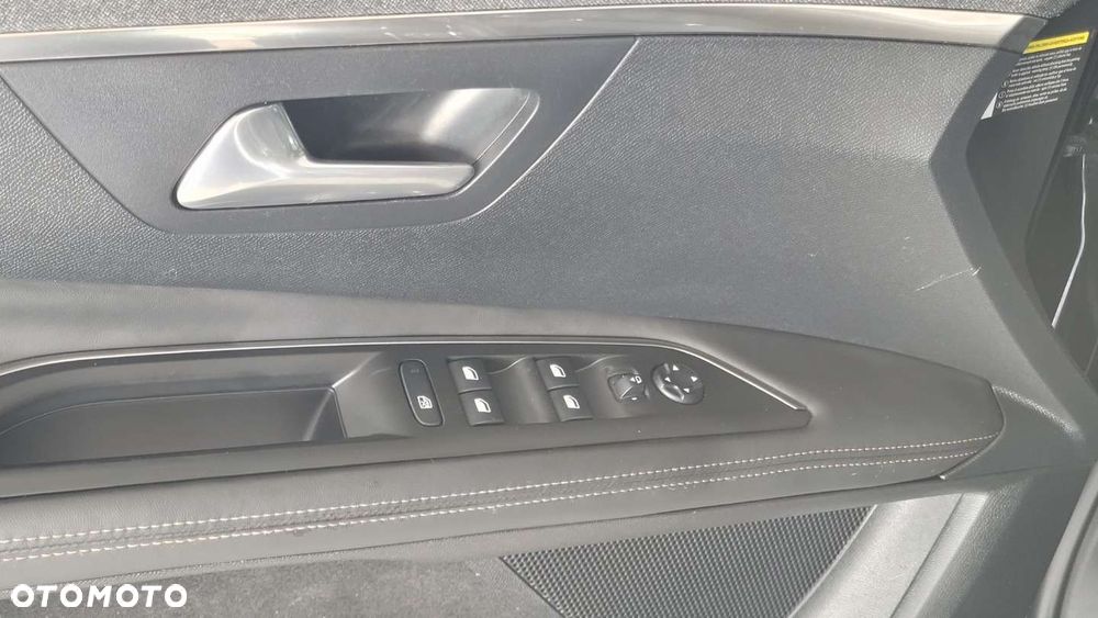 Peugeot 3008 - 13