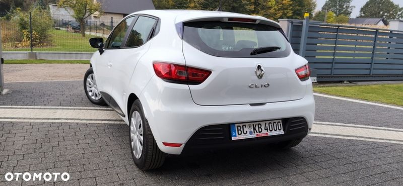 Renault Clio - 16