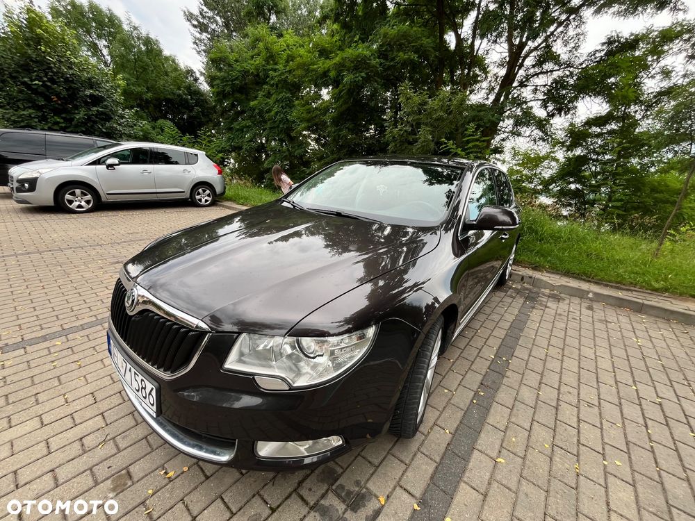 Skoda Superb 2.0 TDI Platinum DSG - 1