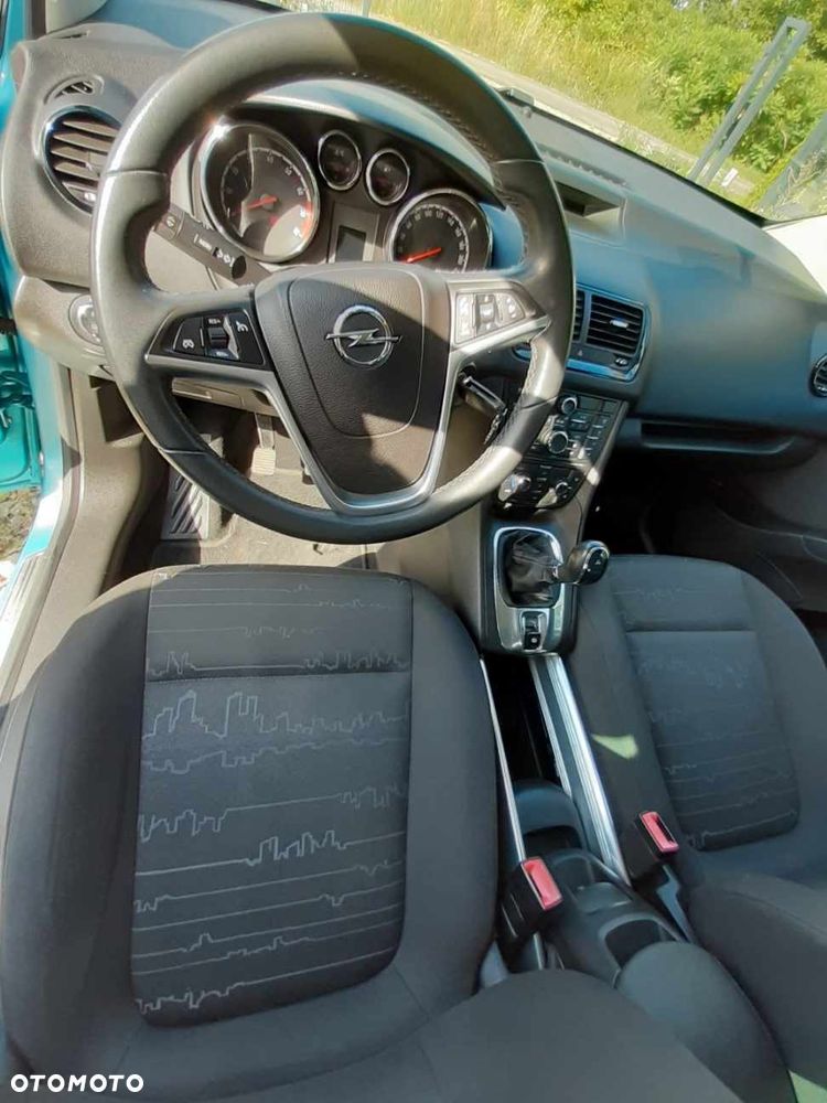Opel Meriva - 21