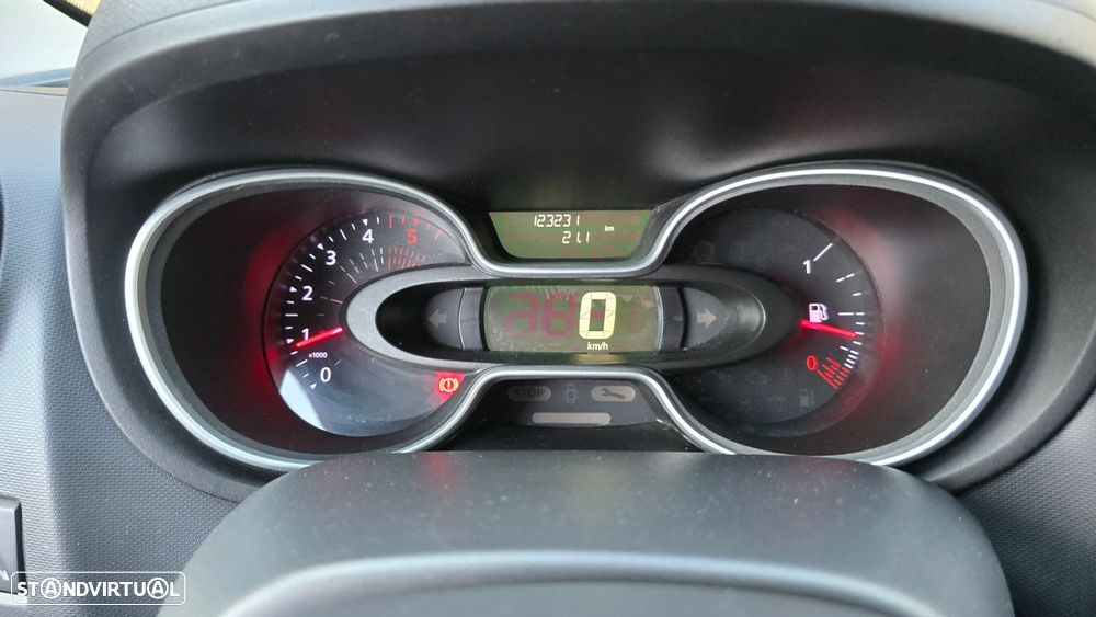 Renault Trafic 2.0 Blue dCi L1H1 - 19