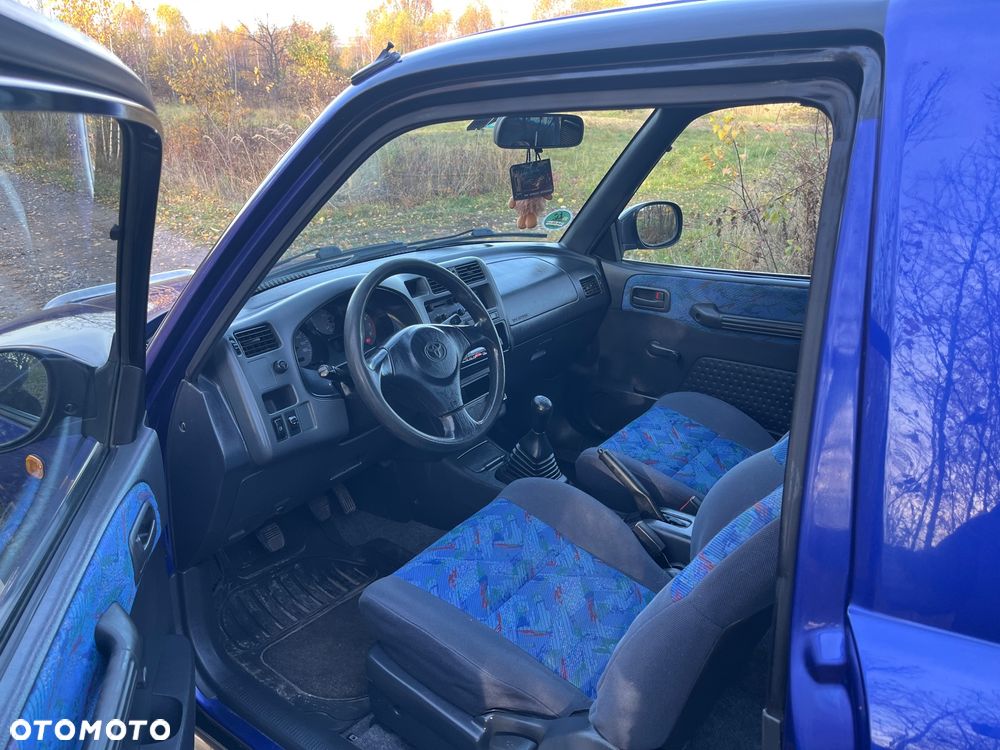 Toyota RAV4 2.0 Special - 9