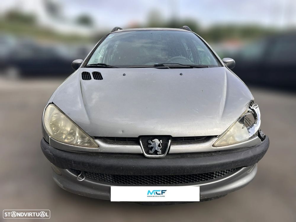 PEUGEOT 206 SW (2EK) 1.1 Gasolina 60 cv  44 kW 2002 - 2007 HFX (TU1JP) para peças - 2