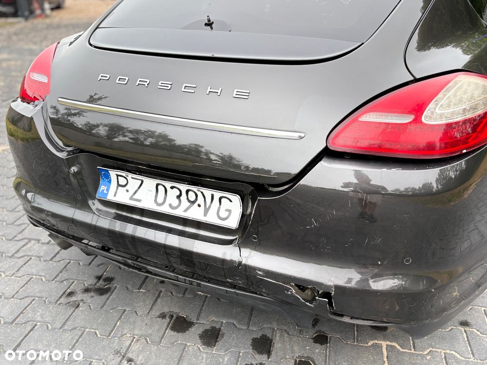 Porsche Panamera S PDK - 11