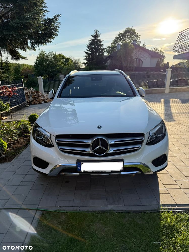 Mercedes-Benz GLC - 21