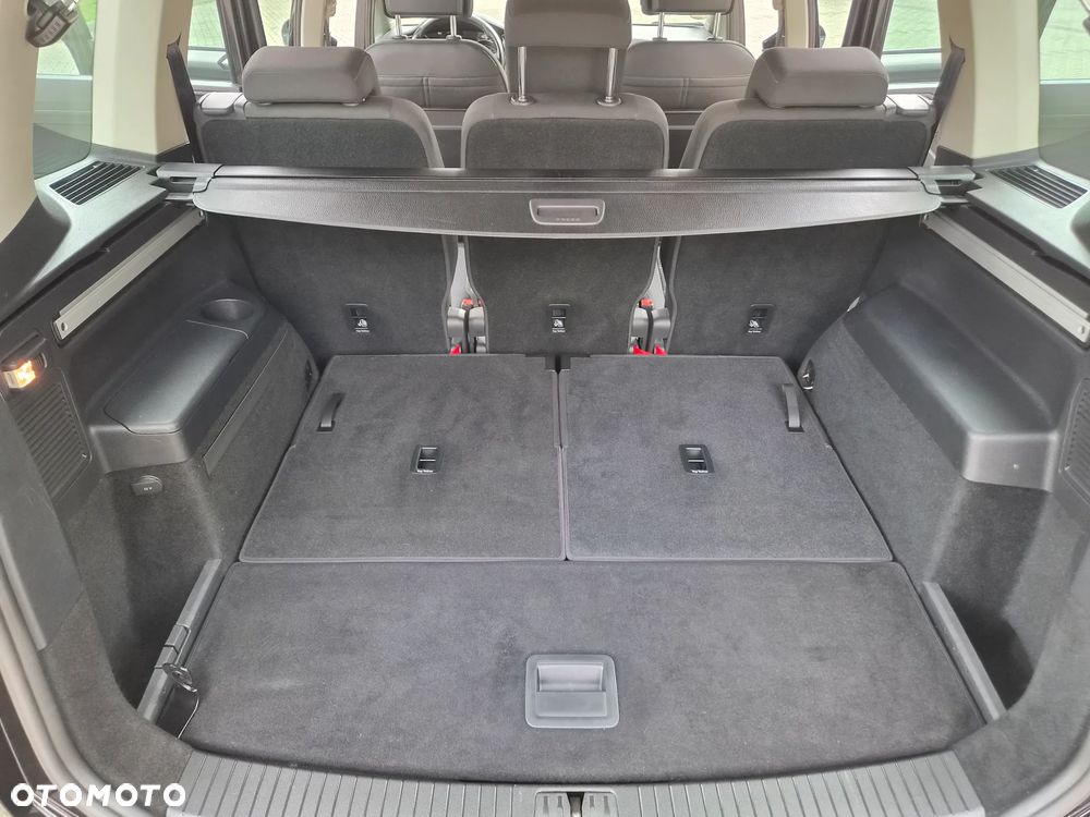 Volkswagen Touran 2.0 TDI BMT Highline DSG - 14