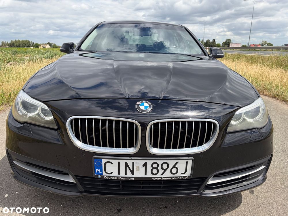 BMW Seria 5 520d Luxury Line - 2