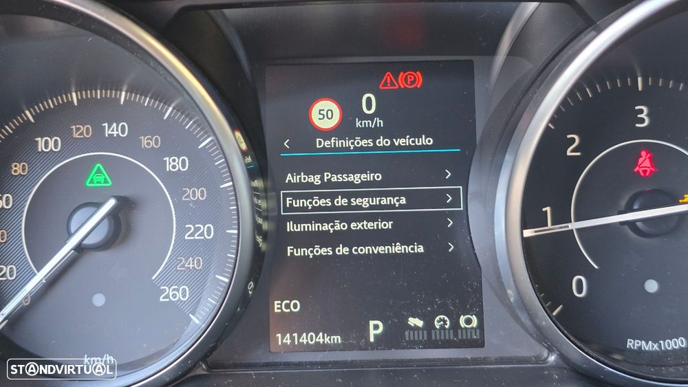 Jaguar E-Pace - 26