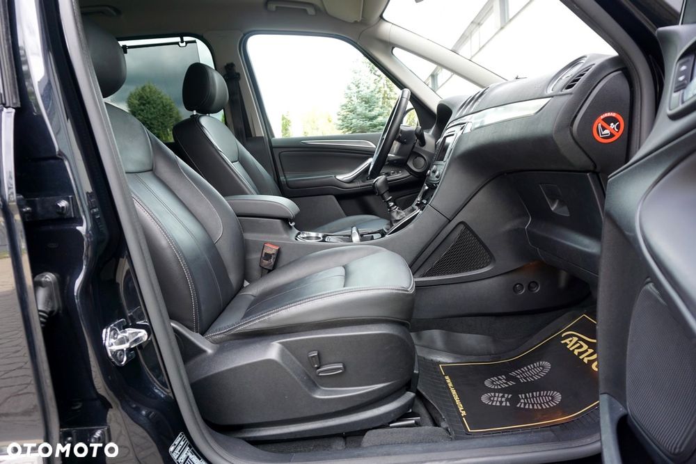 Ford Galaxy 2.0 TDCi Titanium - 34