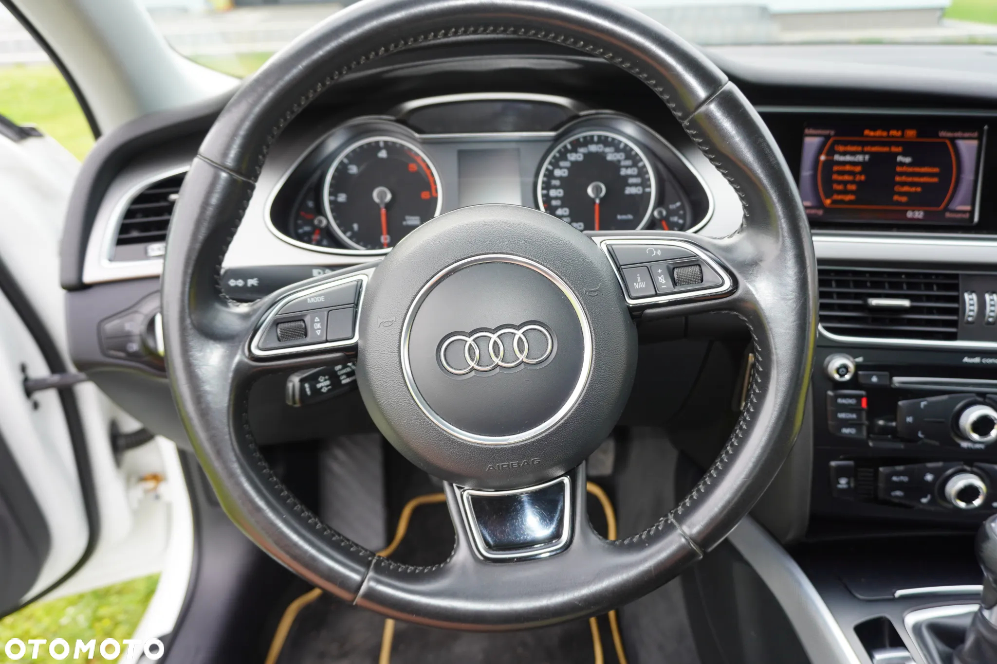 Audi A4 2.0 TDI ultra DPF Attraction - 21