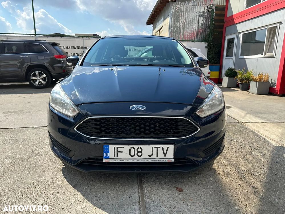 Ford Focus 1.5 TDCi Powershift Titanium - 2