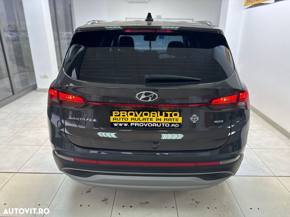 Hyundai Grand Santa Fe 2.2 CRDi ISG 4WD Aut. Luxury - 13