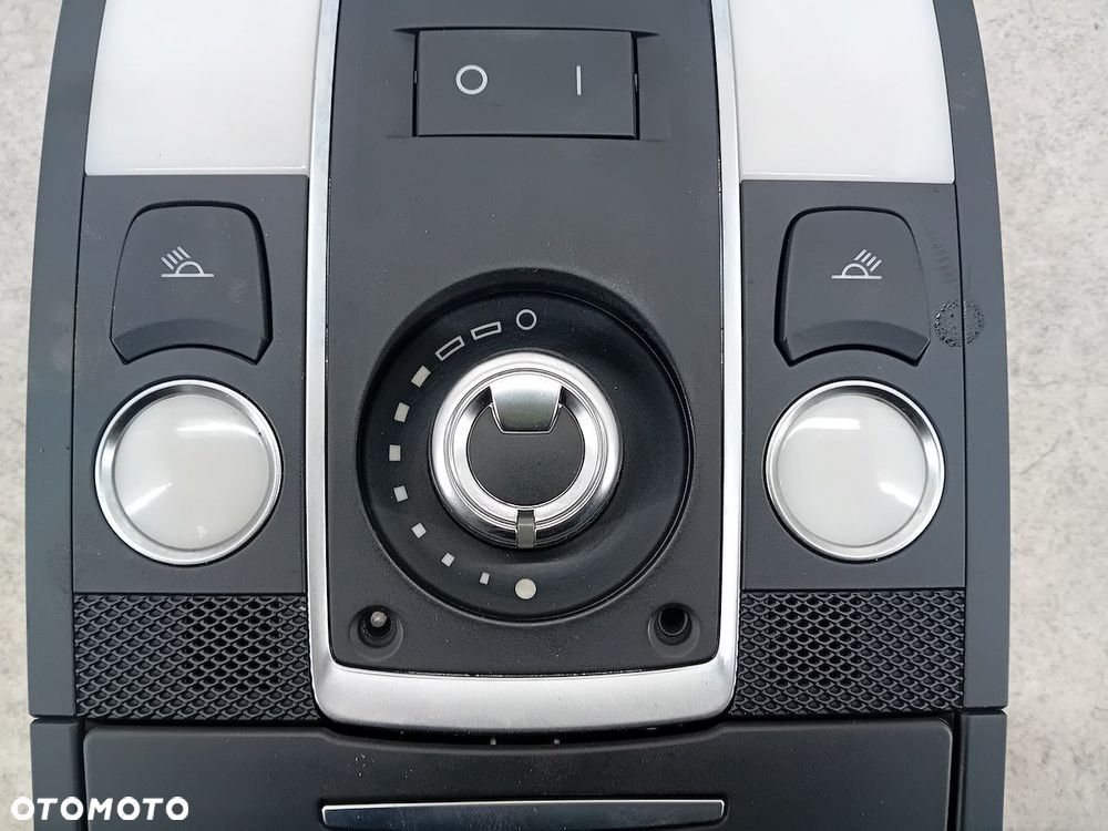 LAMPKA PODSUFITKI AUDI A6 C6 FL 4F0947135CE 11855.0.155 - 3
