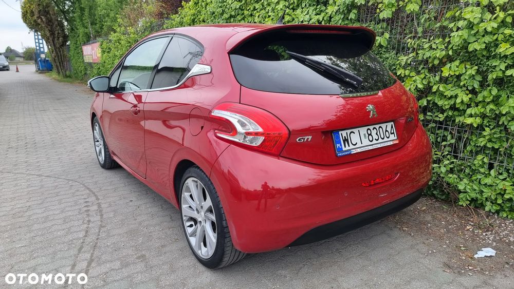 Peugeot 208 1.6 THP Allure - 31