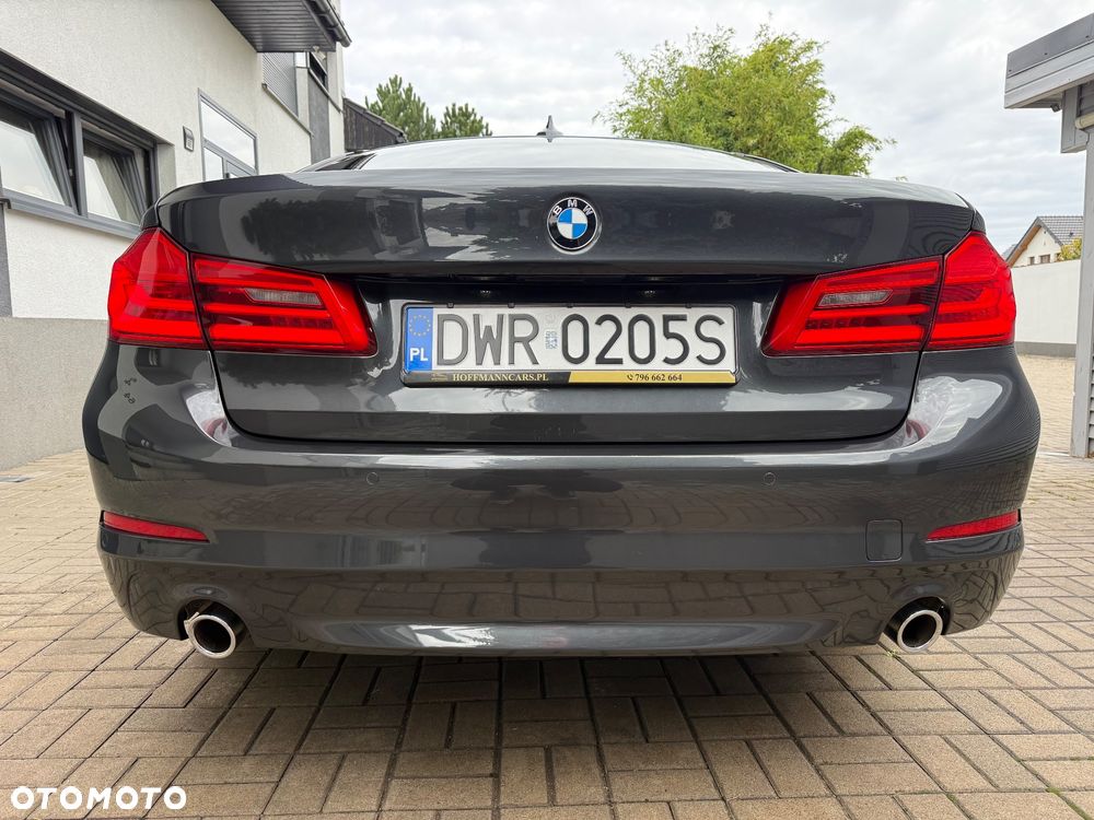 BMW Seria 5 530e iPerformance Sport Line sport - 15