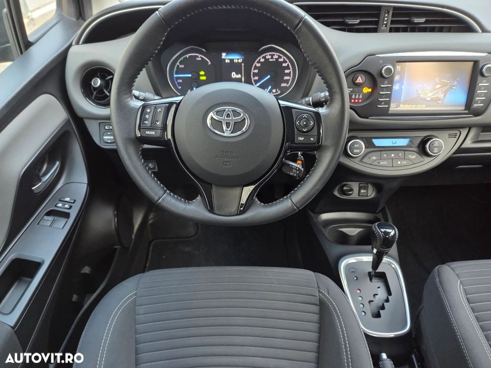 Toyota Yaris 1.5 VVT-i HSD Active - 15