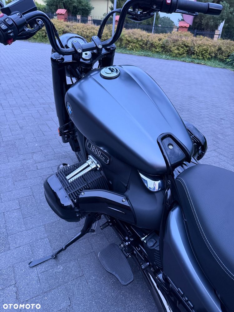 BMW R - 9