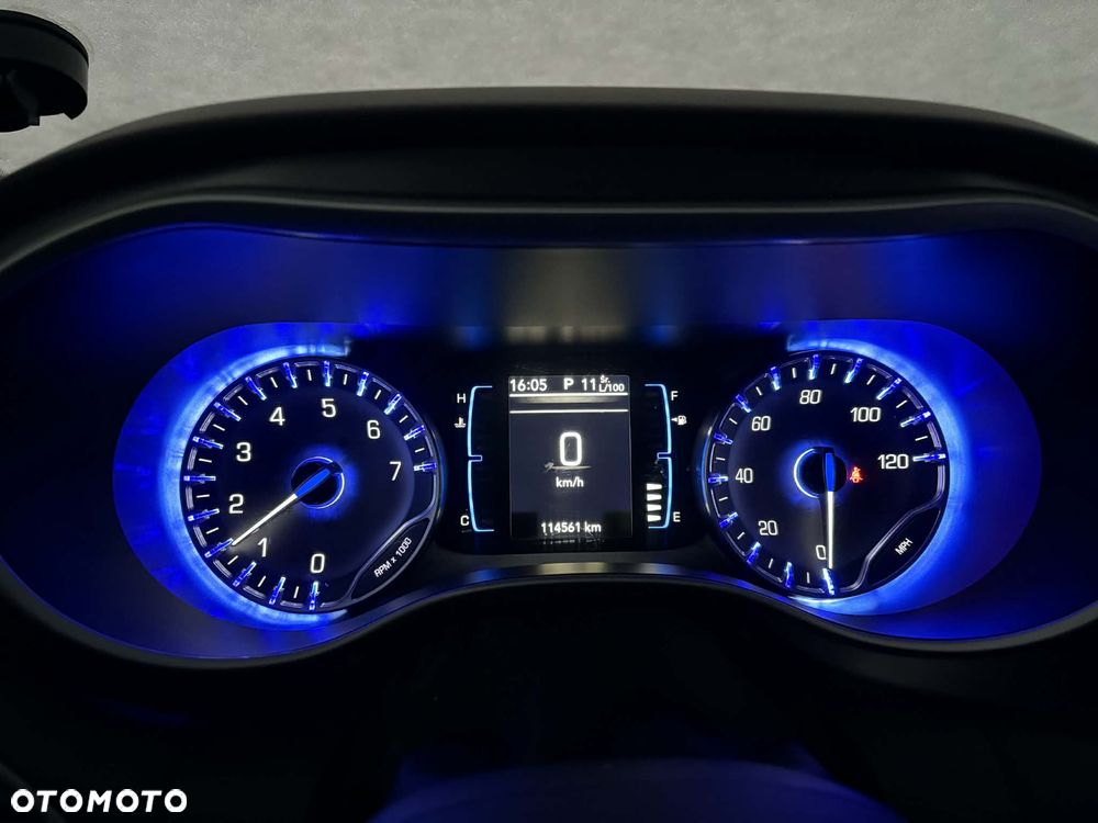 Chrysler Pacifica - 7