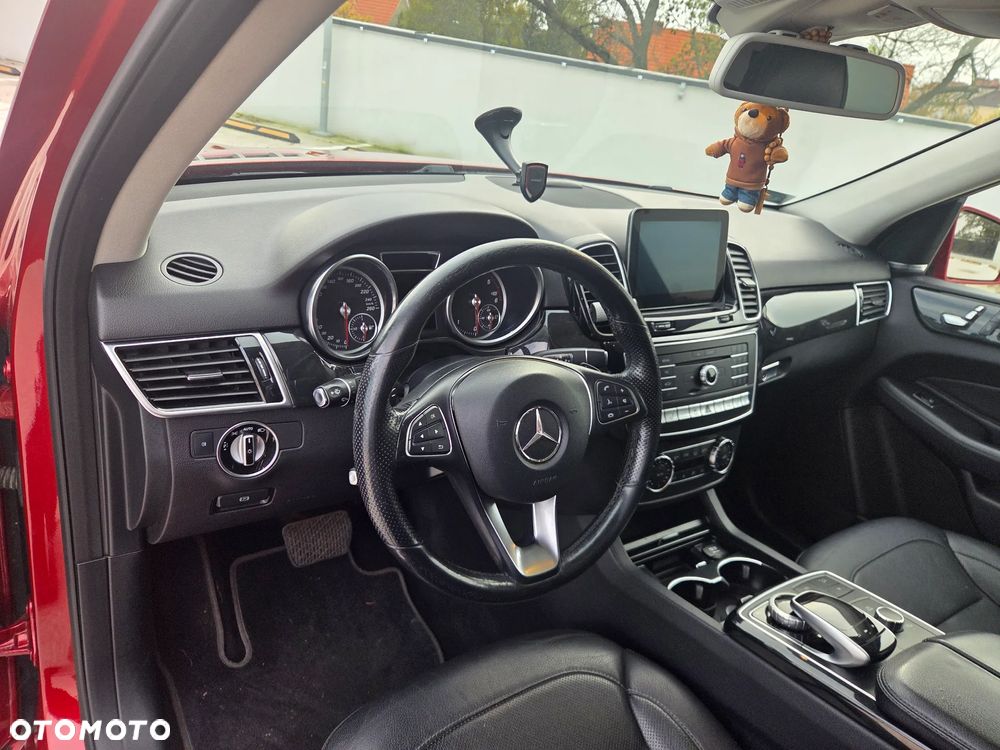 Mercedes-Benz GLE 350 d 4-Matic - 23