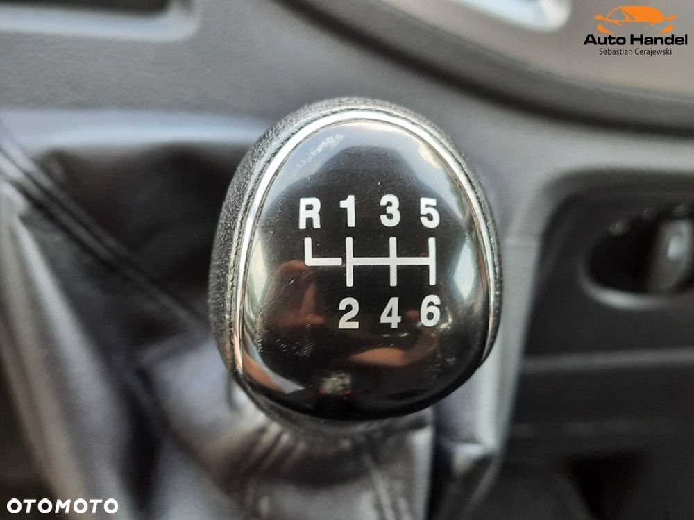Ford Transit - 32