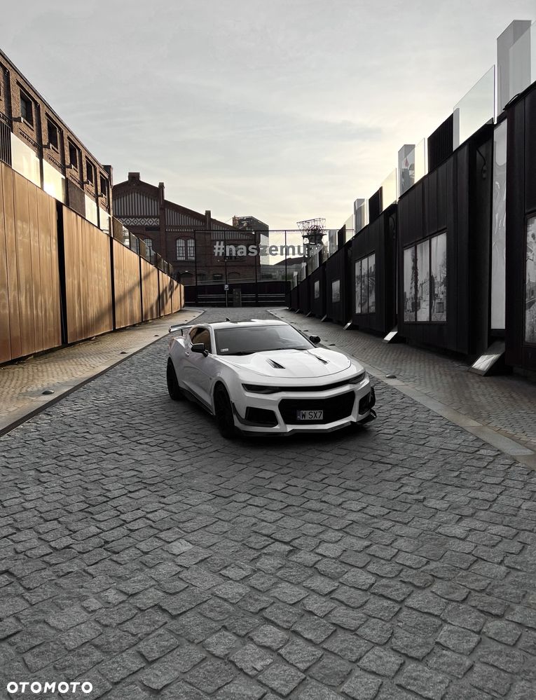 Chevrolet Camaro - 1