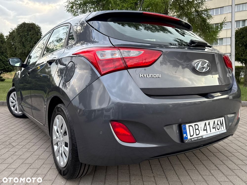 Hyundai i30 blue 1.6 CRDi Passion - 29