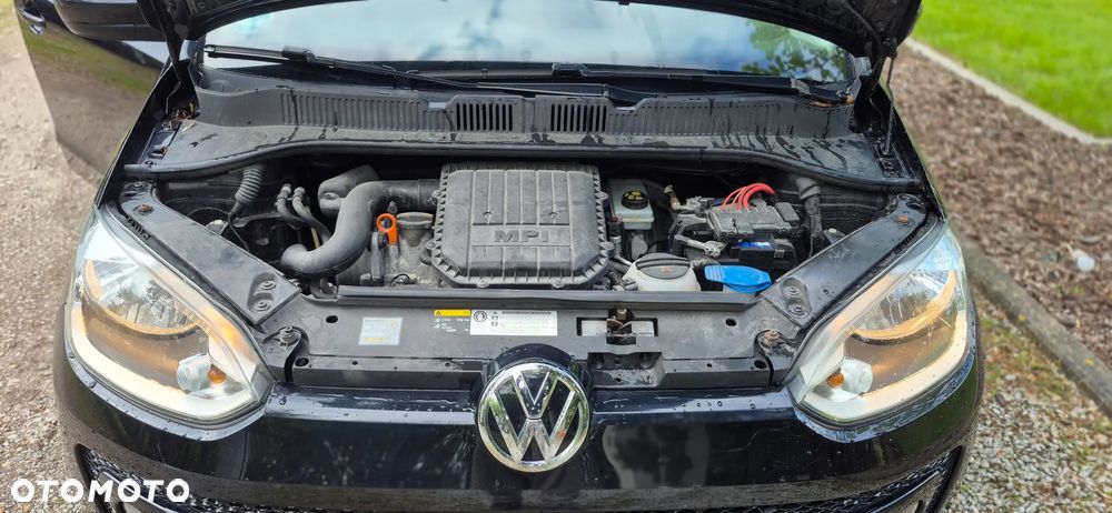 Volkswagen up! black - 10