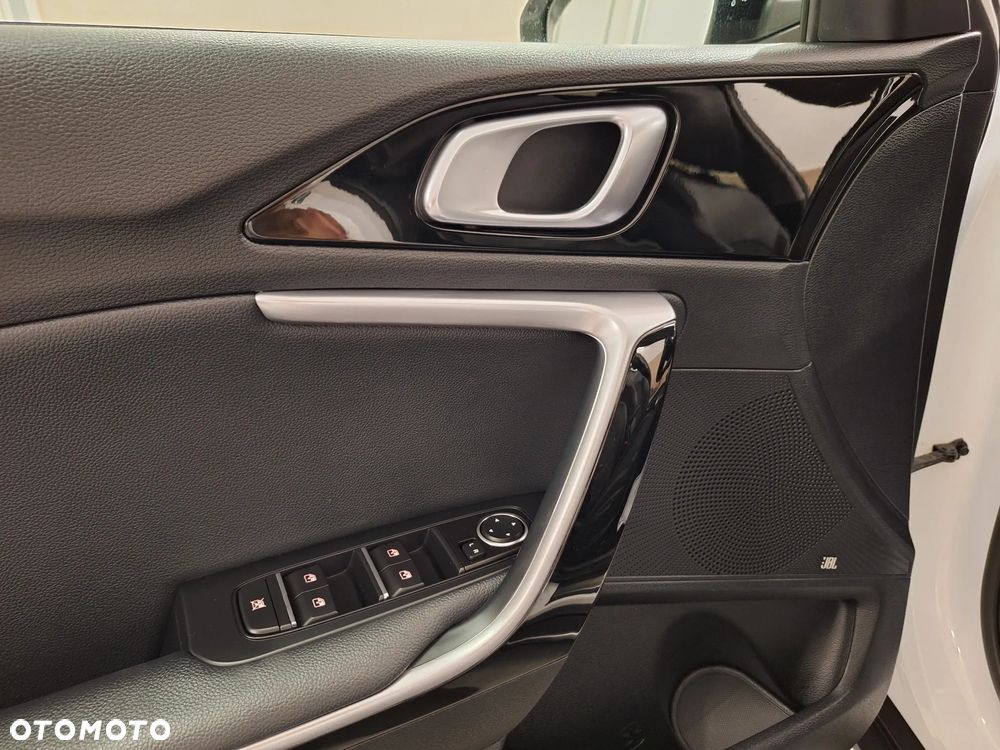 Kia XCeed 1.4 T-GDI OPF JBL SOUND EDITION - 30